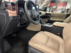 تويوتا لاندكروزر برادو